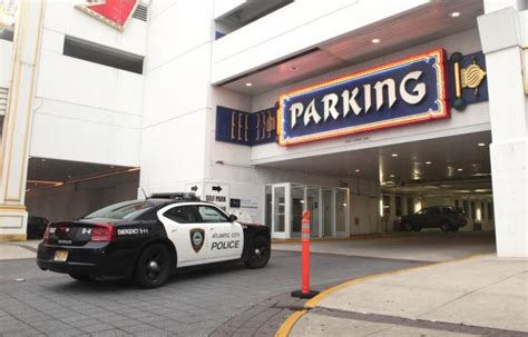 motorcity casino parking